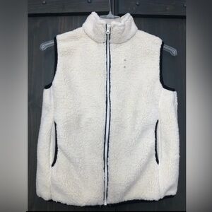 NWT Myra Bag White Sherpa Fleece Vest size M